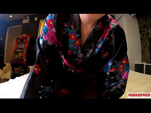 ❤️ Mladé cosplay dievča miluje sex až do orgazmu so squirtom v koníčku a fajkou. Ázijské dievča s chlpatou kundičkou a krásnymi prsiami v tradičnom japonskom kostýme v amatérskom videu, ktoré ukazuje masturbáciu so šukacími hračkami. Sakura 3 OSAKAPORN. Porno video na nás ﹏